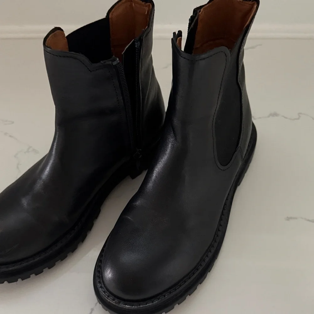 Zara stylish black